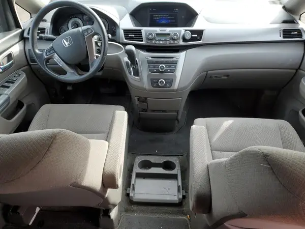 5FNRL5H28HB503743 2017 HONDA ODYSSEY - Image 8