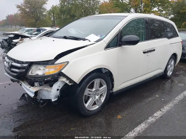 5FNRL5H29GB001886 2016 HONDA ODYSSEY - Image 2