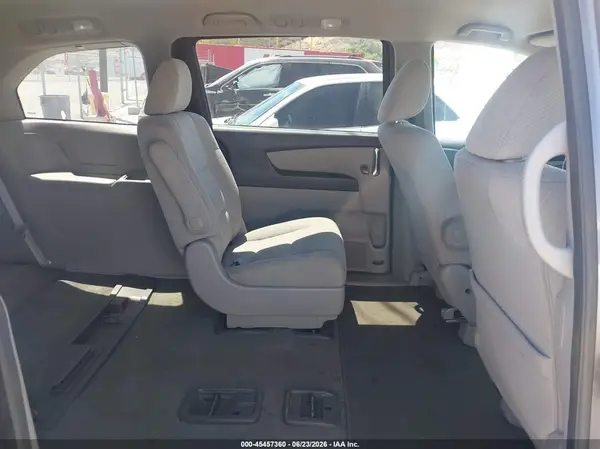 5FNRL5H29GB068245 2016 HONDA ODYSSEY - Image 8