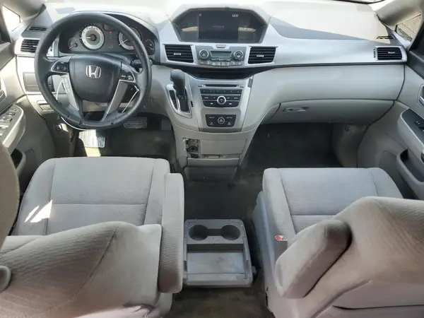 5FNRL5H2XGB006417 2016 HONDA ODYSSEY - Image 8