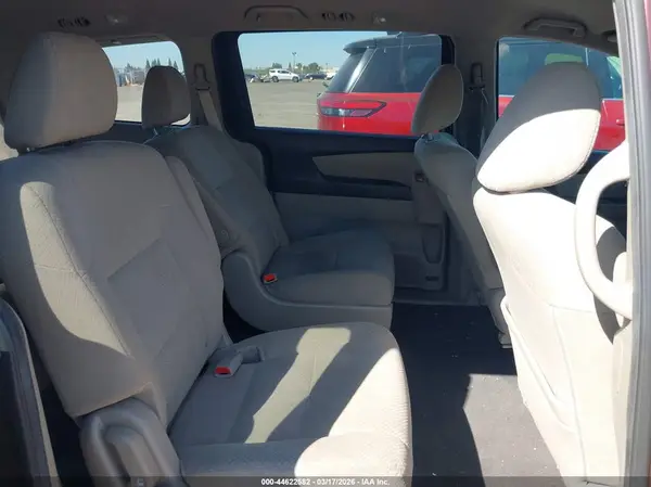 5FNRL5H2XGB015540 2016 HONDA ODYSSEY - Image 8