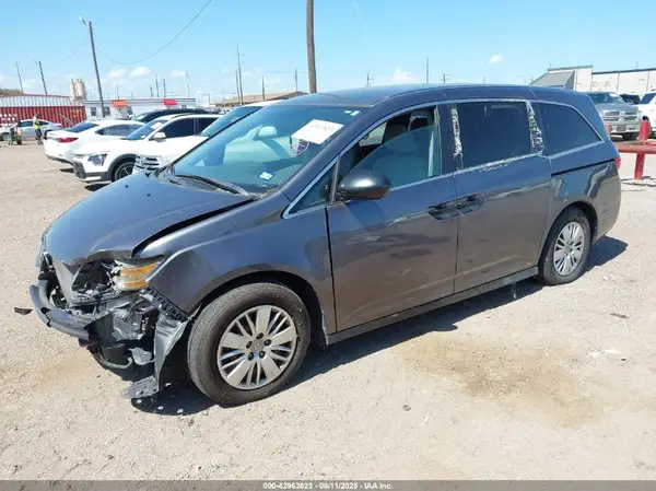 5FNRL5H2XGB024173 2016 HONDA ODYSSEY - Image 2