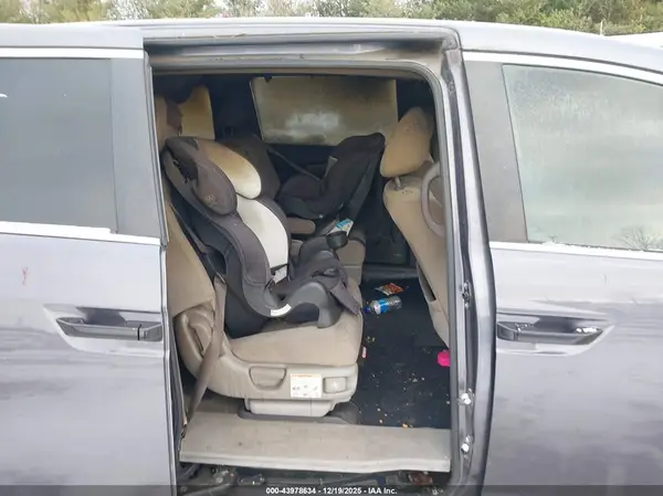 5FNRL5H2XGB039790 2016 HONDA ODYSSEY - Image 8