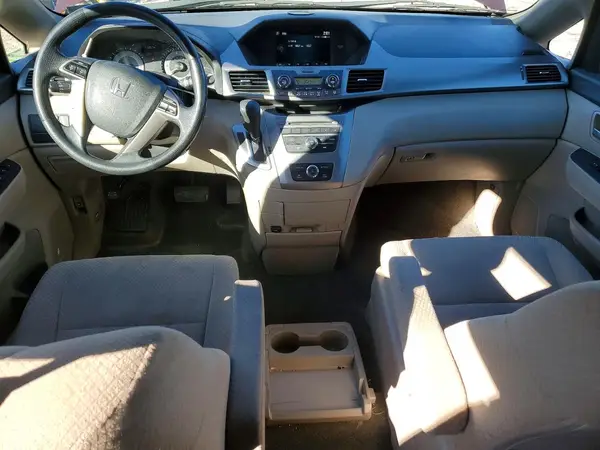 5FNRL5H2XGB088410 2016 HONDA ODYSSEY - Image 8