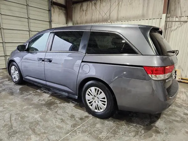 5FNRL5H2XGB108784 2016 HONDA ODYSSEY - Image 2