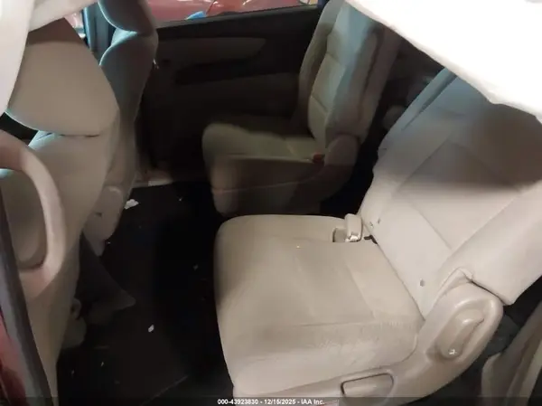 5FNRL5H2XGB110275 2016 HONDA ODYSSEY - Image 8