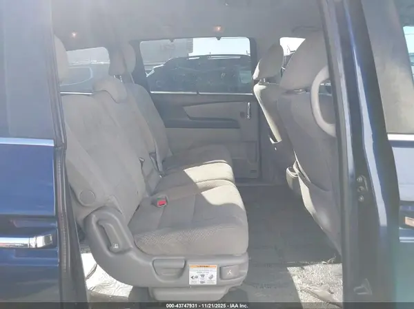 5FNRL5H30GB030640 2016 HONDA ODYSSEY - Image 8