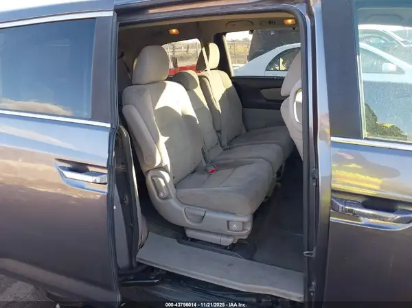 5FNRL5H30GB034302 2016 HONDA ODYSSEY - Image 8