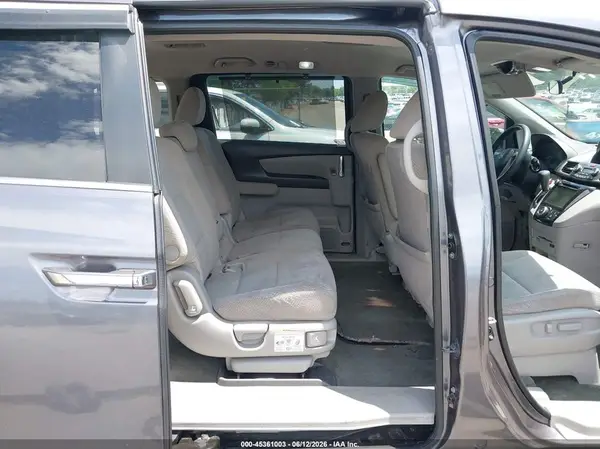 5FNRL5H30GB040987 2016 HONDA ODYSSEY - Image 8