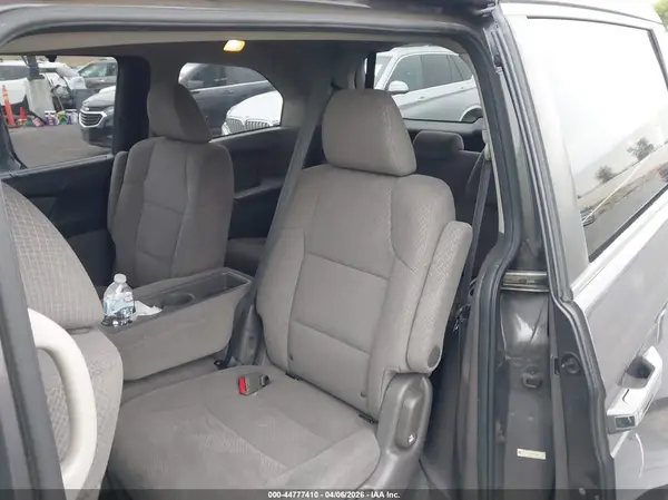 5FNRL5H30GB069969 2016 HONDA ODYSSEY - Image 8