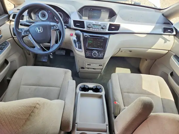 5FNRL5H30GB087940 2016 HONDA ODYSSEY - Image 8