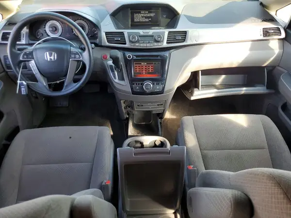 5FNRL5H30GB104008 2016 HONDA ODYSSEY - Image 8
