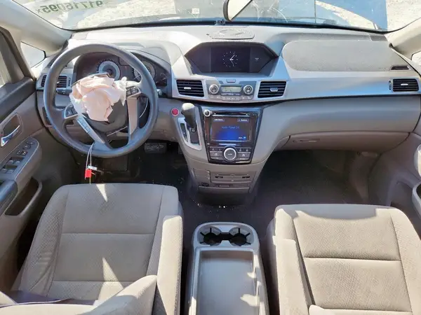 5FNRL5H30GB105854 2016 HONDA ODYSSEY - Image 8