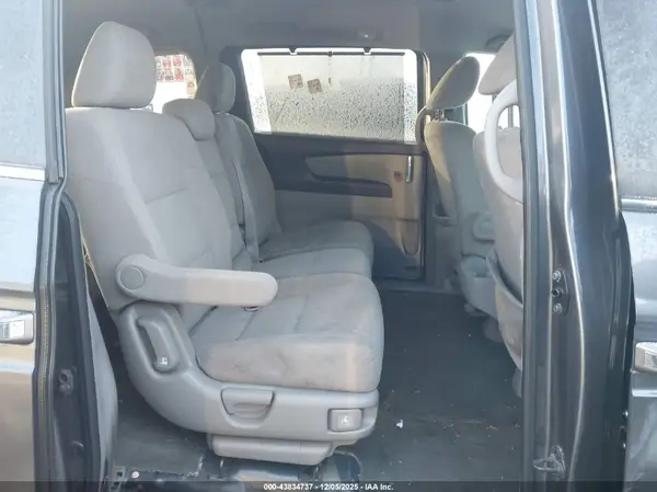 5FNRL5H30GB119723 2016 HONDA ODYSSEY - Image 8