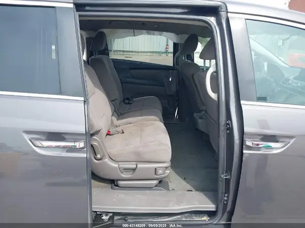 5FNRL5H30GB163043 2016 HONDA ODYSSEY - Image 8