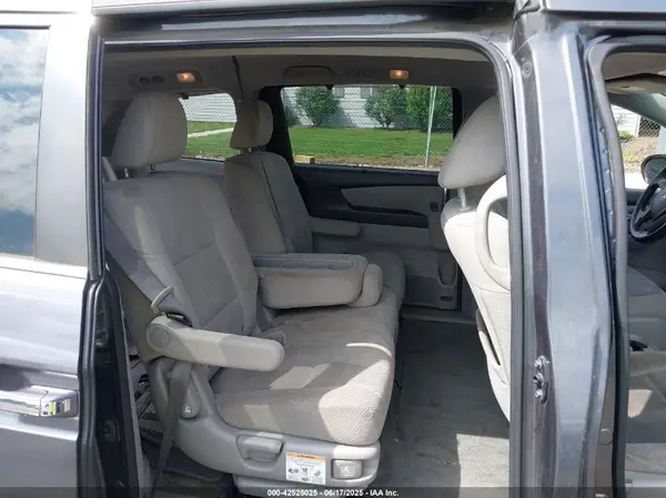 5FNRL5H30GB169201 2016 HONDA ODYSSEY - Image 8