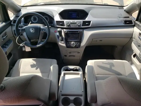 5FNRL5H30HB005240 2017 HONDA ODYSSEY - Image 8