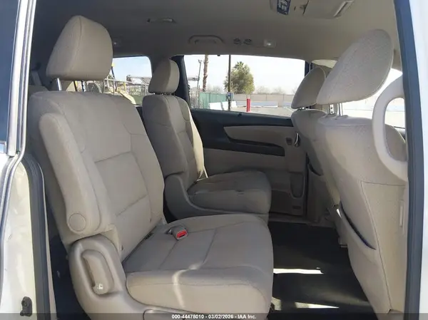 5FNRL5H30HB020143 2017 HONDA ODYSSEY - Image 8