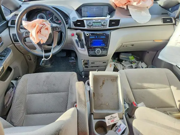 5FNRL5H30HB022071 2017 HONDA ODYSSEY - Image 8