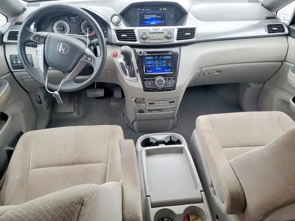 5FNRL5H30HB024094 2017 HONDA ODYSSEY - Image 8