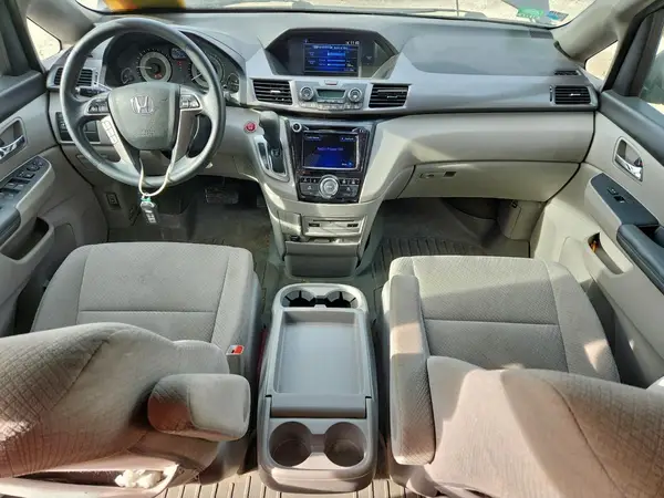 5FNRL5H31GB018092 2016 HONDA ODYSSEY - Image 8