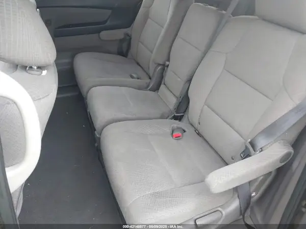 5FNRL5H31GB021753 2016 HONDA ODYSSEY - Image 8
