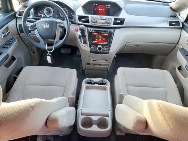 5FNRL5H31GB043297 2016 HONDA ODYSSEY - Image 8