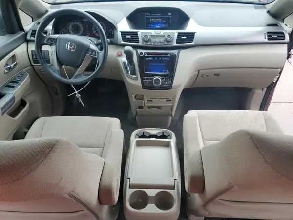5FNRL5H31GB080737 2016 HONDA ODYSSEY - Image 8