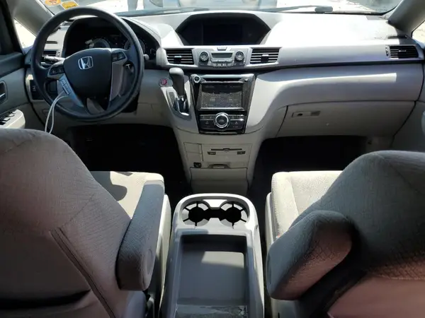 5FNRL5H31GB082973 2016 HONDA ODYSSEY - Image 8