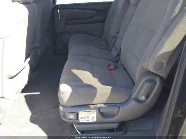 5FNRL5H31GB095139 2016 HONDA ODYSSEY - Image 8