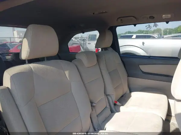 5FNRL5H31GB099563 2016 HONDA ODYSSEY - Image 8