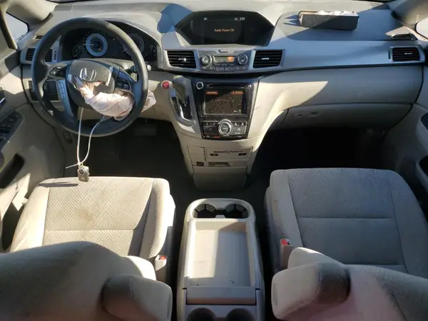 5FNRL5H31GB113042 2016 HONDA ODYSSEY - Image 8