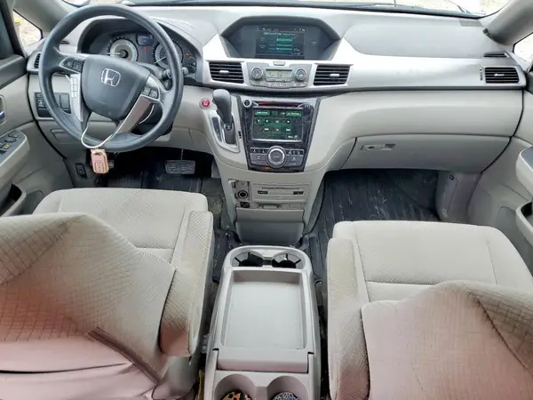 5FNRL5H31GB136840 2016 HONDA ODYSSEY - Image 8