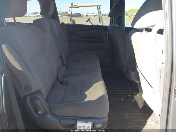 5FNRL5H31GB143545 2016 HONDA ODYSSEY - Image 8