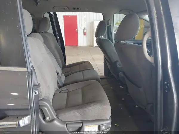 5FNRL5H31GB162984 2016 HONDA ODYSSEY - Image 8