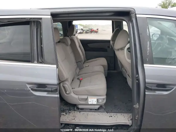 5FNRL5H31GB511822 2016 HONDA ODYSSEY - Image 8