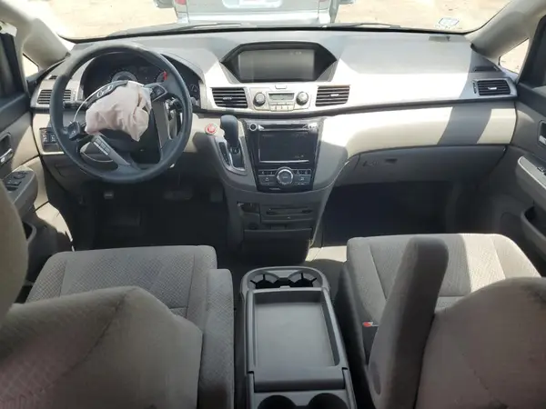 5FNRL5H31HB007076 2017 HONDA ODYSSEY - Image 8