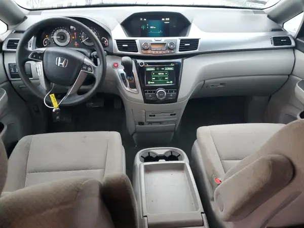 5FNRL5H31HB009412 2017 HONDA ODYSSEY - Image 8