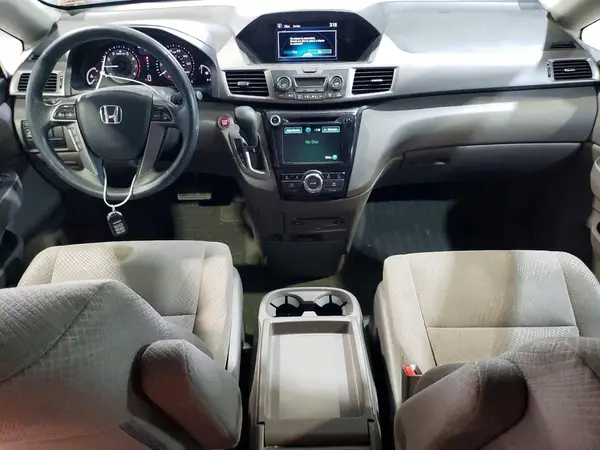 5FNRL5H31HB010852 2017 HONDA ODYSSEY - Image 8