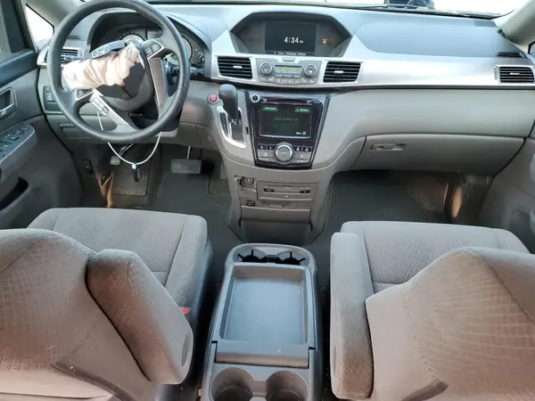 5FNRL5H31HB011371 2017 HONDA ODYSSEY - Image 8