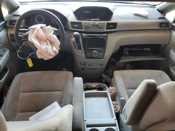5FNRL5H31HB016652 2017 HONDA ODYSSEY - Image 8