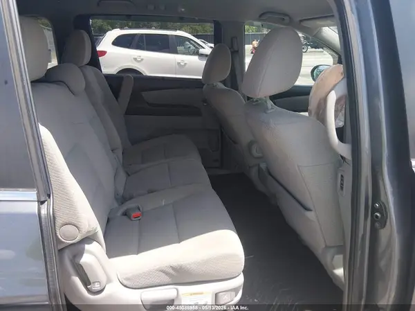 5FNRL5H31HB022340 2017 HONDA ODYSSEY - Image 8