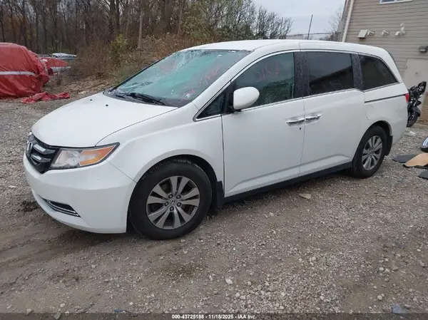 5FNRL5H31HB024475 2017 HONDA ODYSSEY - Image 2