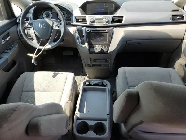 5FNRL5H32GB008817 2016 HONDA ODYSSEY - Image 8