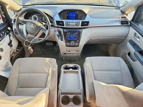 5FNRL5H32GB032597 2016 HONDA ODYSSEY - Image 8