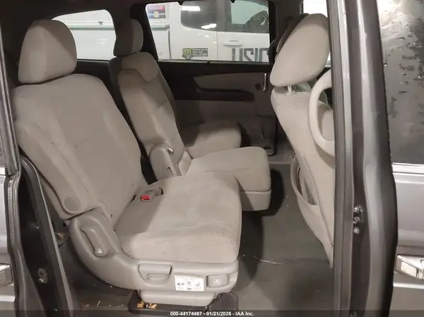 5FNRL5H32GB078155 2016 HONDA ODYSSEY - Image 8