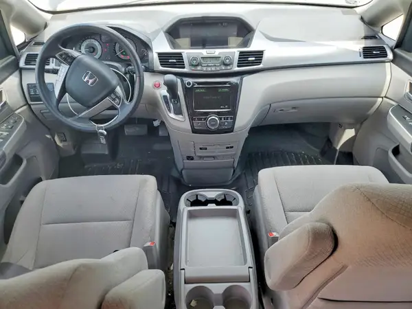 5FNRL5H32GB092010 2016 HONDA ODYSSEY - Image 8