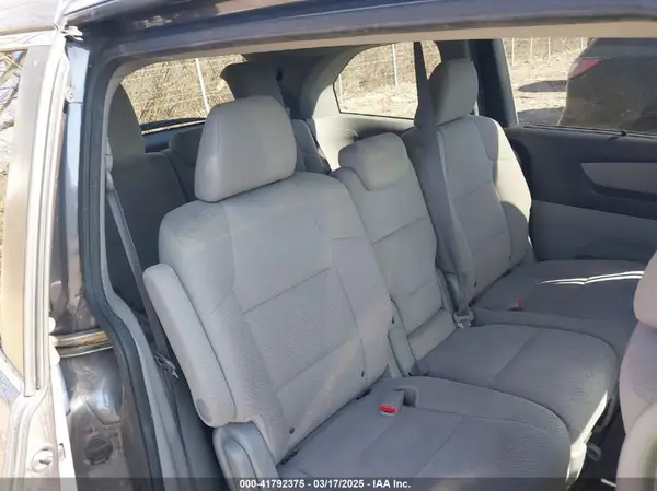 5FNRL5H32GB119688 2016 HONDA ODYSSEY - Image 8