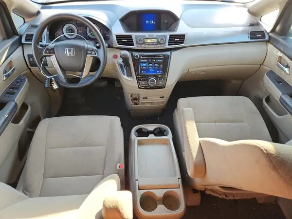 5FNRL5H32GB121053 2016 HONDA ODYSSEY - Image 8