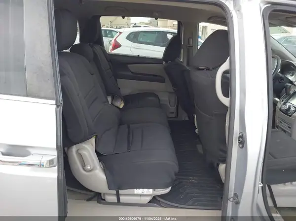 5FNRL5H32GB130593 2016 HONDA ODYSSEY - Image 8